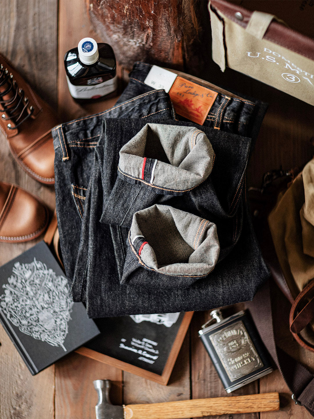 Jean pour Homme en Denim Selvedge – Style Intemporel et Confort Optimal pour Toutes les Occasions 4