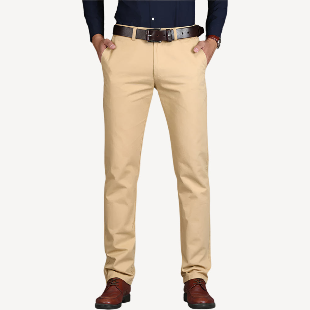 Chino Slim Homme Élégant pour un Style Moderne et Confort Optimal-1