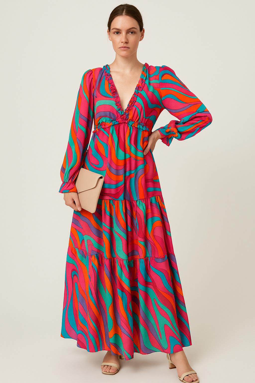 Robe Longue Fleurie Élégante avec Décolleté en V pour l'Été 9