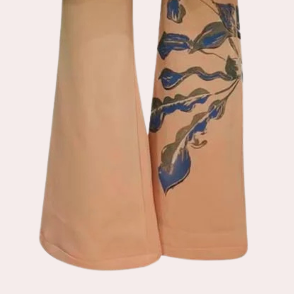 Ensemble Tailleur Femme Élégant au Style Classique-3