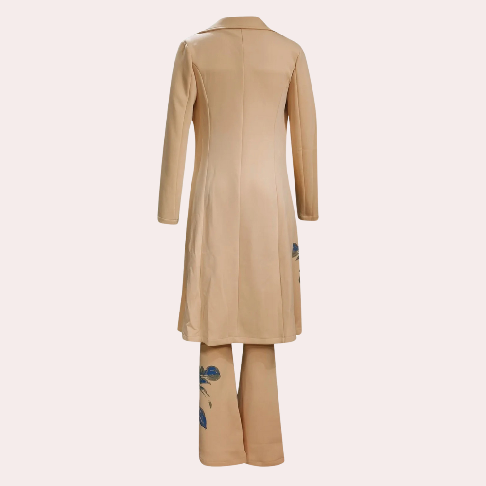 Ensemble Tailleur Femme Élégant au Style Classique-5