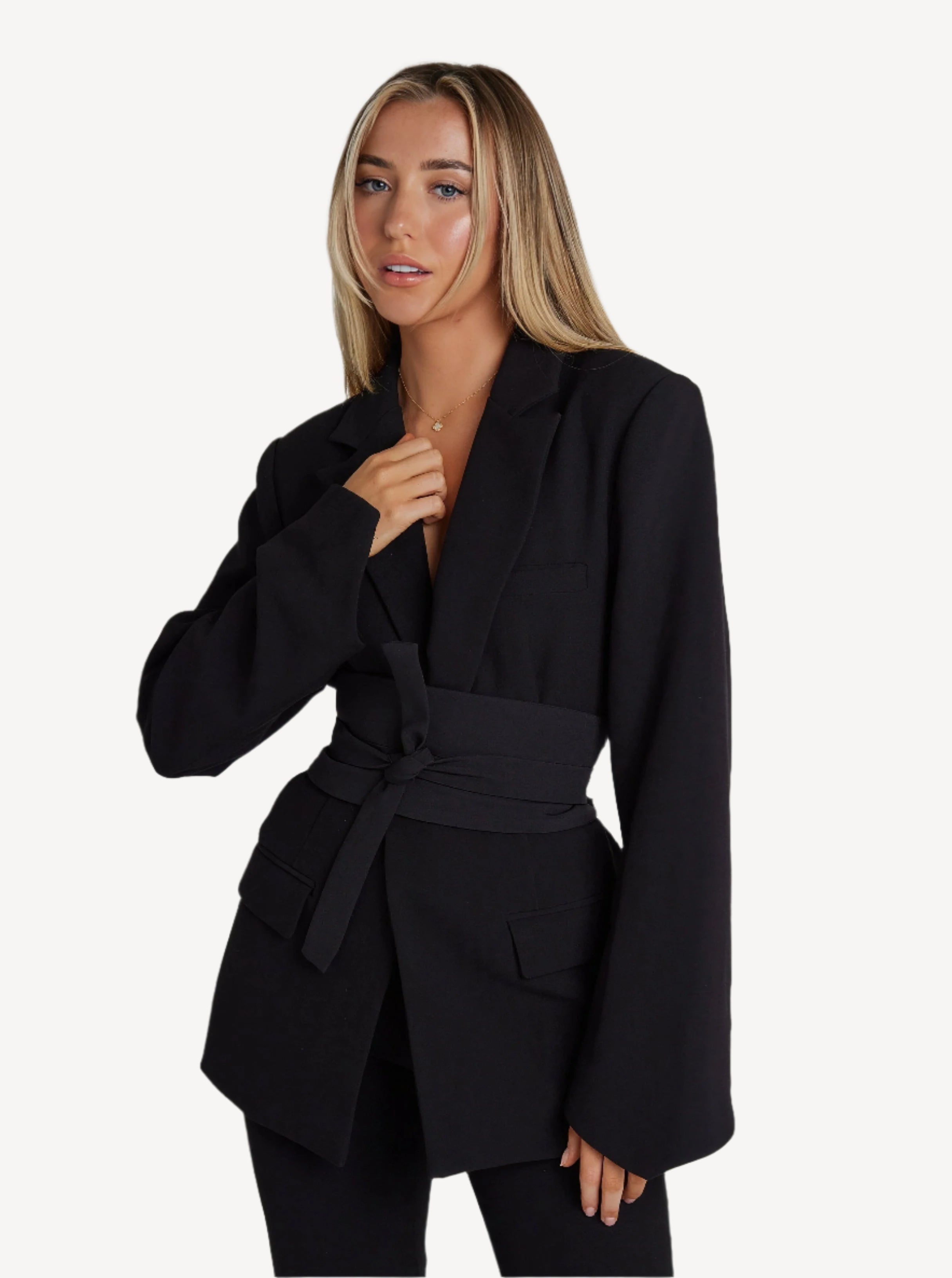 Blazer Chic Femme Ajusté au Style Polyvalent-1