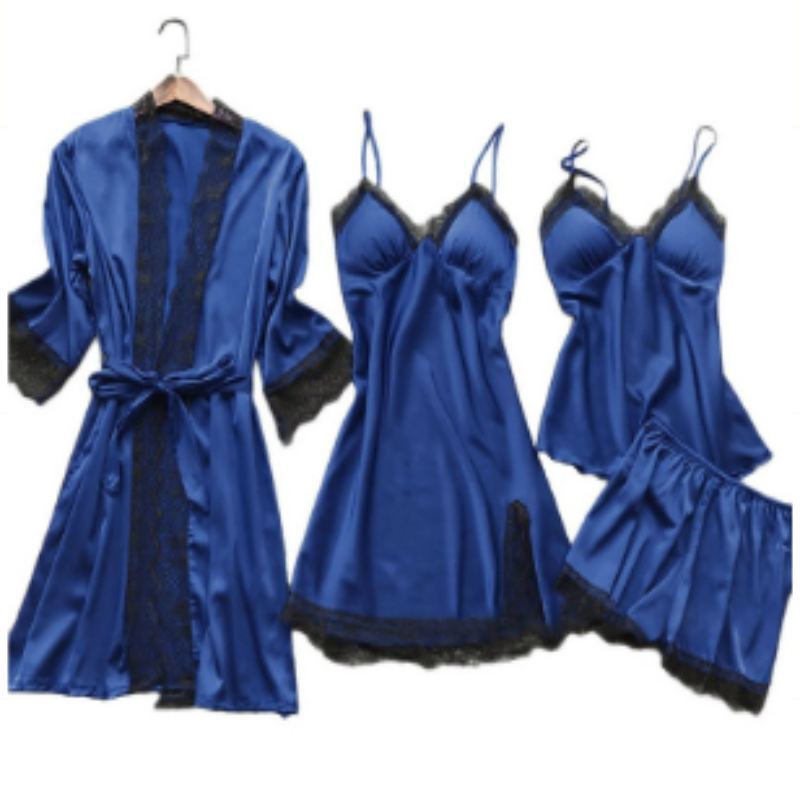 Ensemble de pyjamas pour femme en satin bleu composé d’un kimono à dentelle noire, d’une nuisette élégante, d’un haut léger à bretelles et d’un short assorti. Ensemble léger, doux et très élégant, idéal pour des soirées raffinées et un confort absolu.