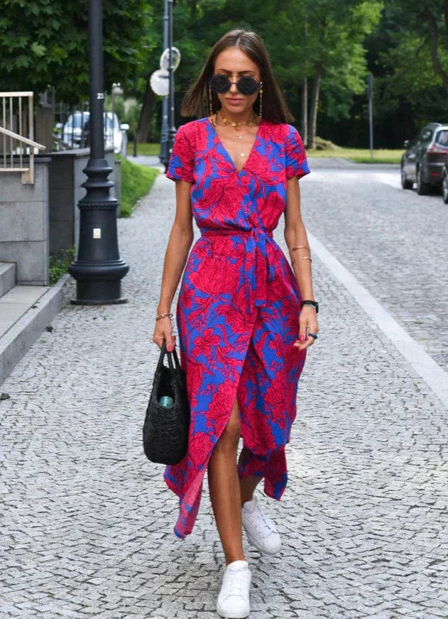 Robe midi à imprimé floral vibrant, idéale pour l&