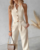 Ensemble Tailleur Femme Élégant au Style Intemporel-3