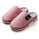 Chaussons unisexe Eden rose vif à motif chevrons, doublure intérieure chaude et moelleuse, semelle épaisse antidérapante, parfaits pour un confort cosy à la maison.