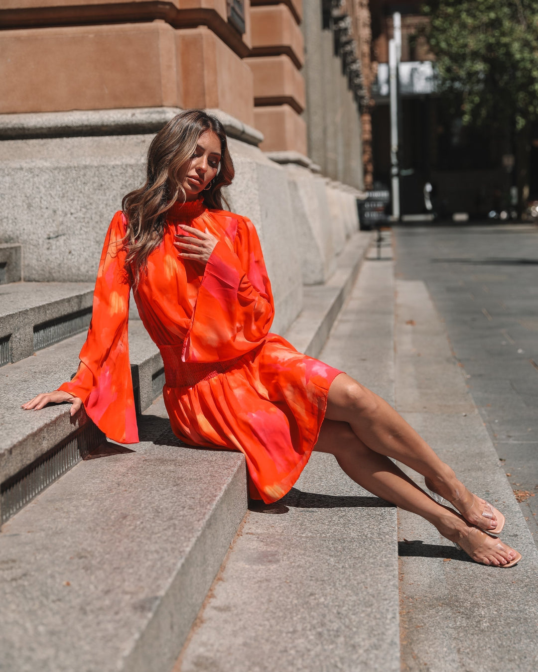 Robe mini été Normandie pour femme, parfaite pour vos soirées. Élégante, légère et confortable, elle ajoute une touche de sophistication à vos moments estivaux. Une pièce idéale pour allier style et confort.