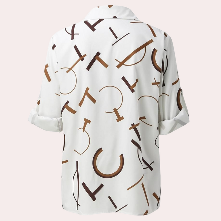 Chemisier Opal pour femme, vue de dos, élégant et confortable, coloris blanc avec imprimé graphique marron, coupe fluide à manches courtes, idéal pour un style chic et moderne.