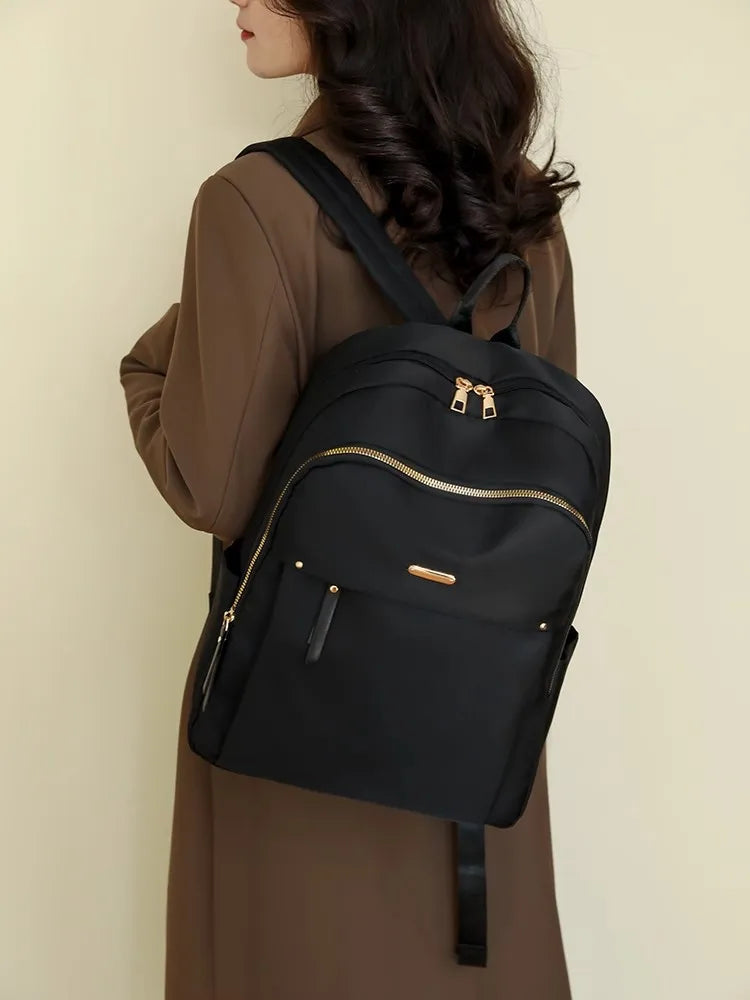 Sac à Dos Élégant et Imperméable pour Femmes 4