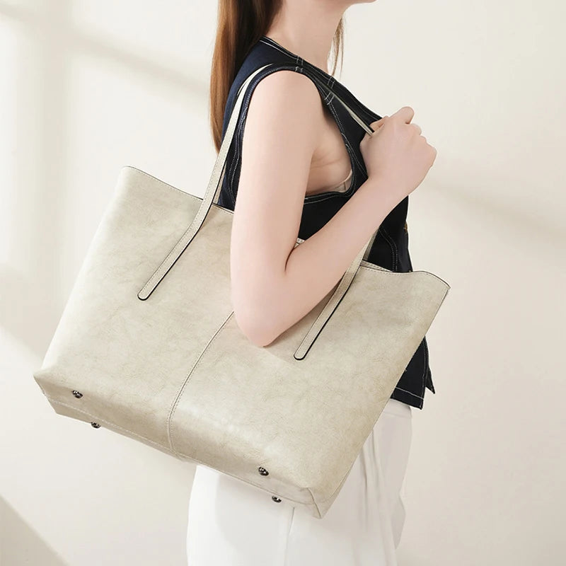 Sac à Main Élégant et Pratique pour Femmes 0