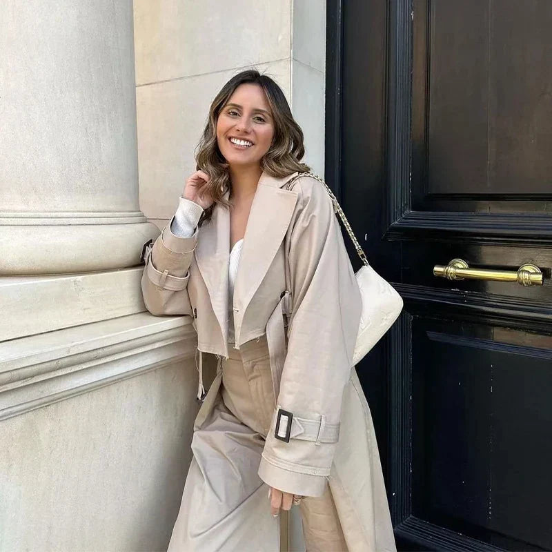 Trench Femme Élégant Court avec Ceinture en Polyester - Disponible en Beige, Kaki, Gris et Noir, Tailles XS à XL 4