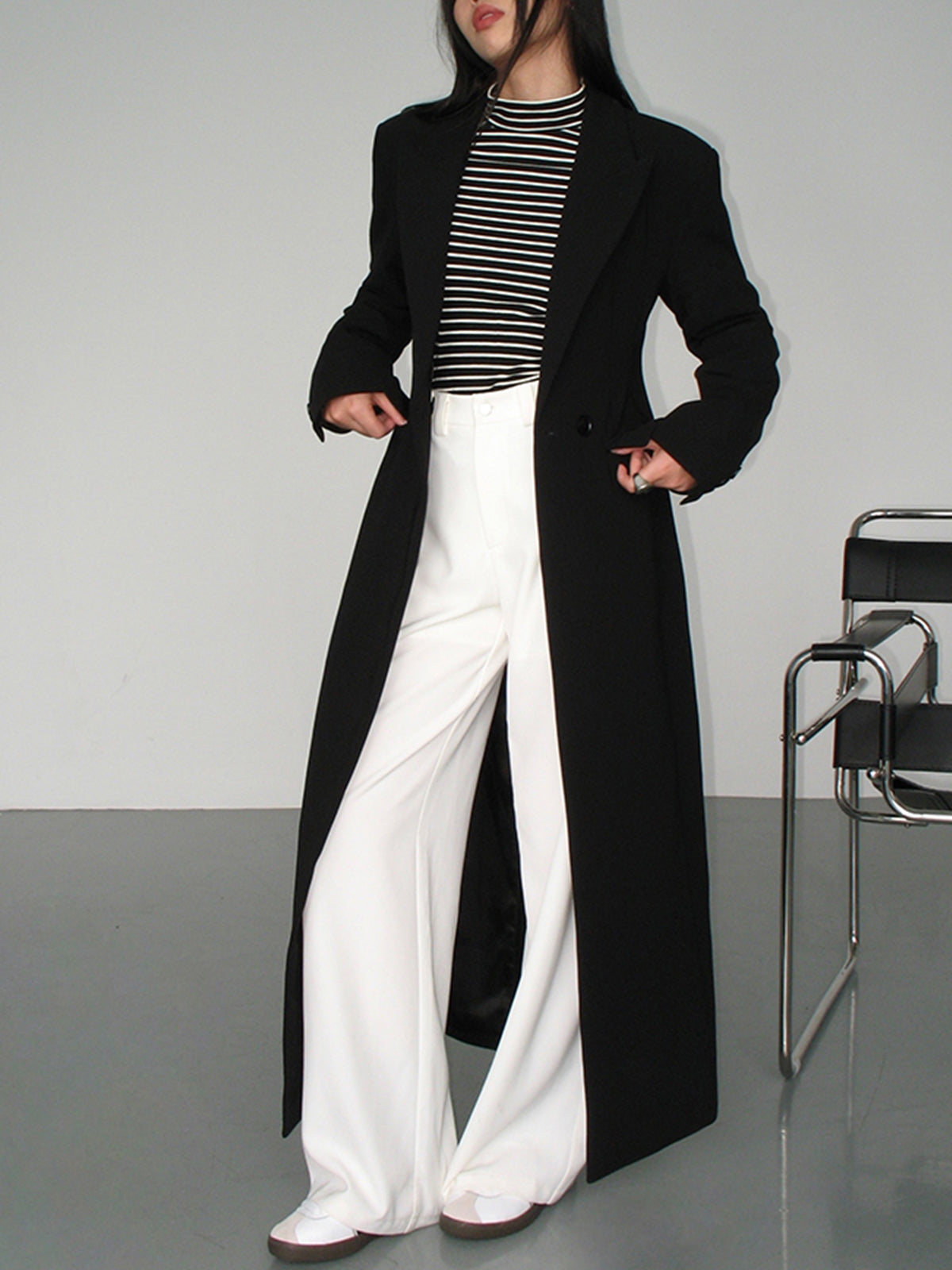 Trench Long Femme Élégant au Style Intemporel 4