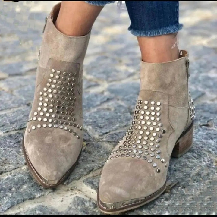 Bottes femmes à cheville - Détails cloutés
