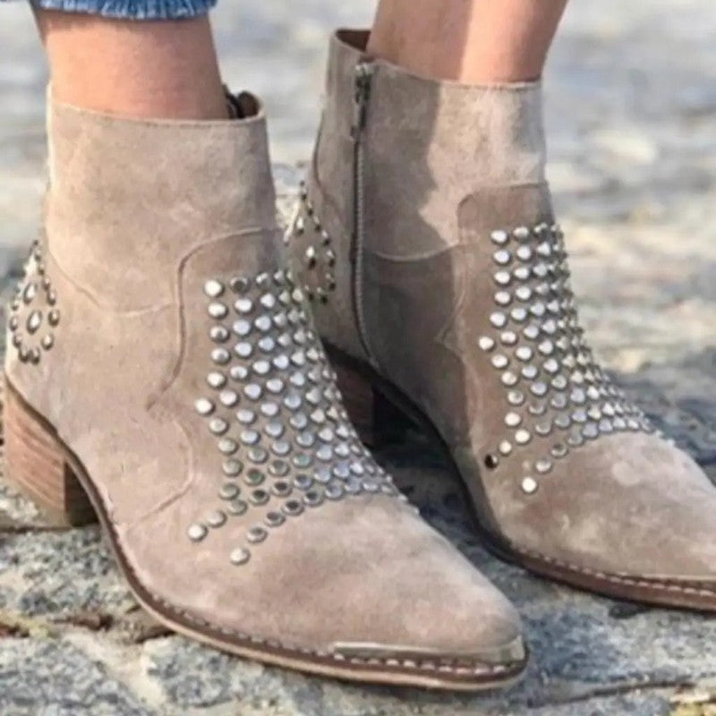 Bottes femmes à cheville - Détails cloutés