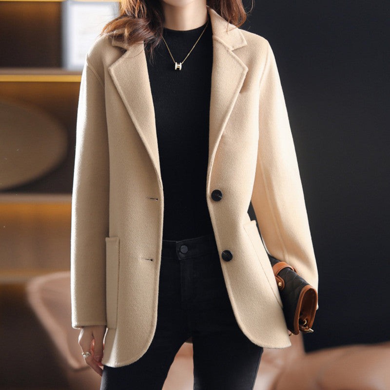 Veste Femme Cintrée à Col Cranté