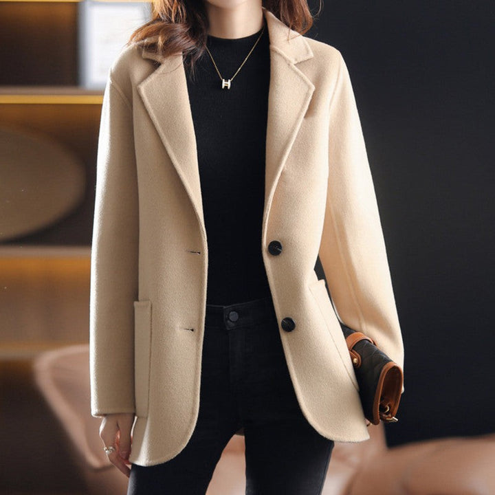 Veste Femme Cintrée à Col Cranté